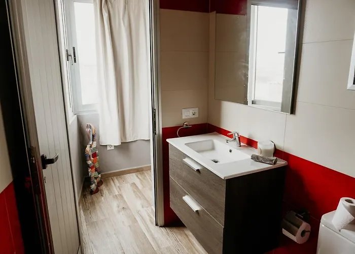 Casa Lara, Maretas *