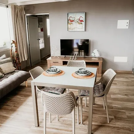 Casa Lara, Maretas Apartament *