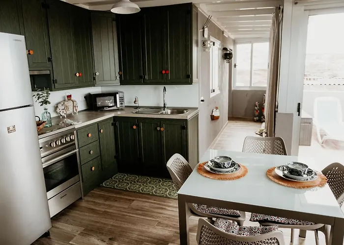 Casa Lara, Maretas Apartman Arico